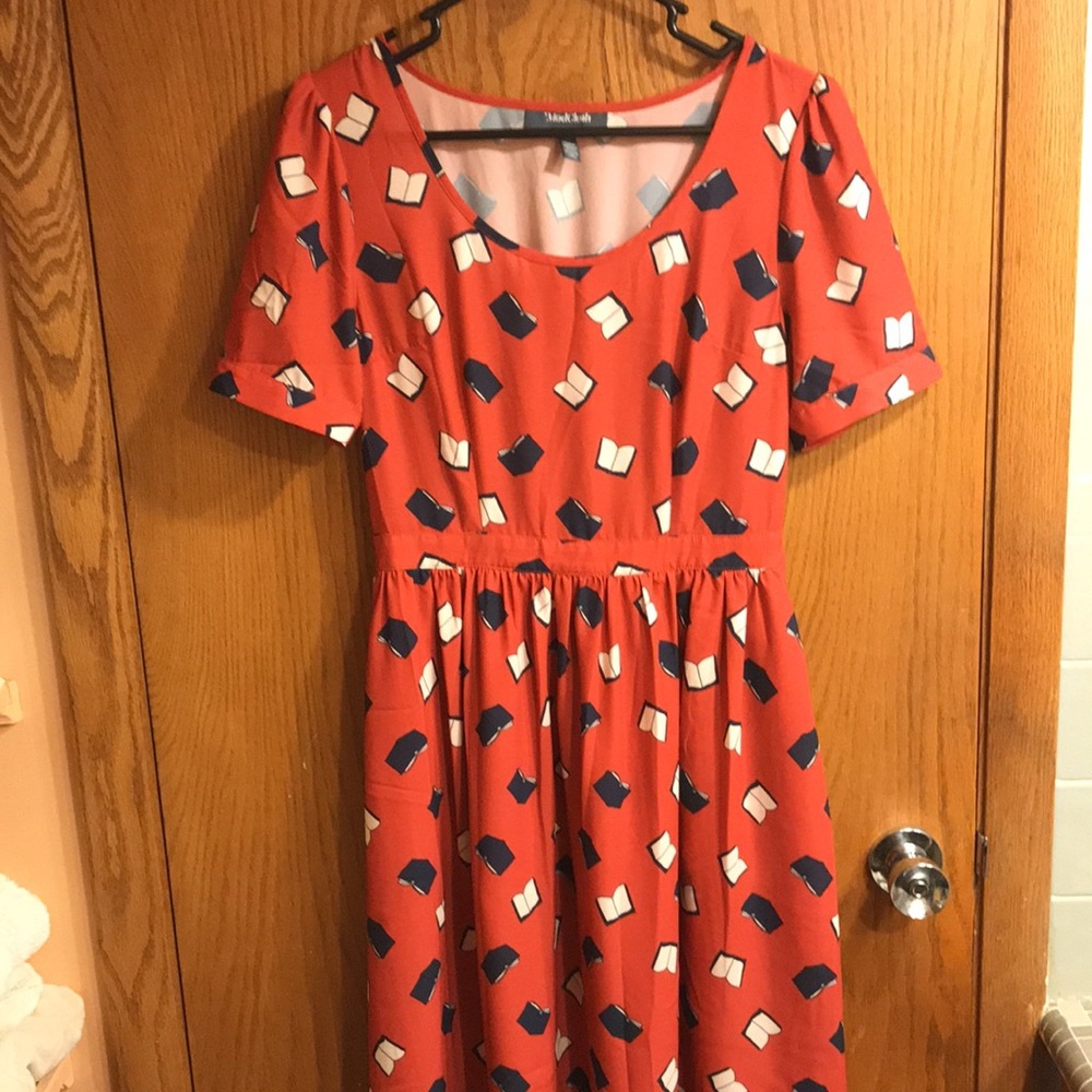 ModCloth Open Book Dress - Picture 4 of 6